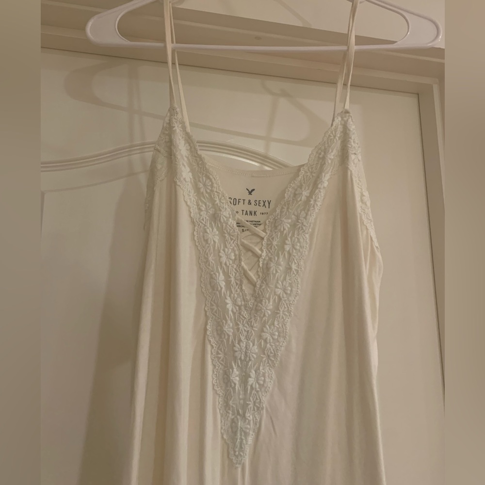 White American Eagle Top - Picture 3 of 3